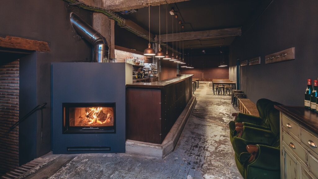 El bar